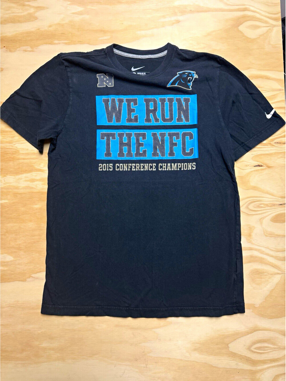 Nike NFL Carolina Panthers We Run The NFC 2015 Champs Mens L Black Blue Shirt